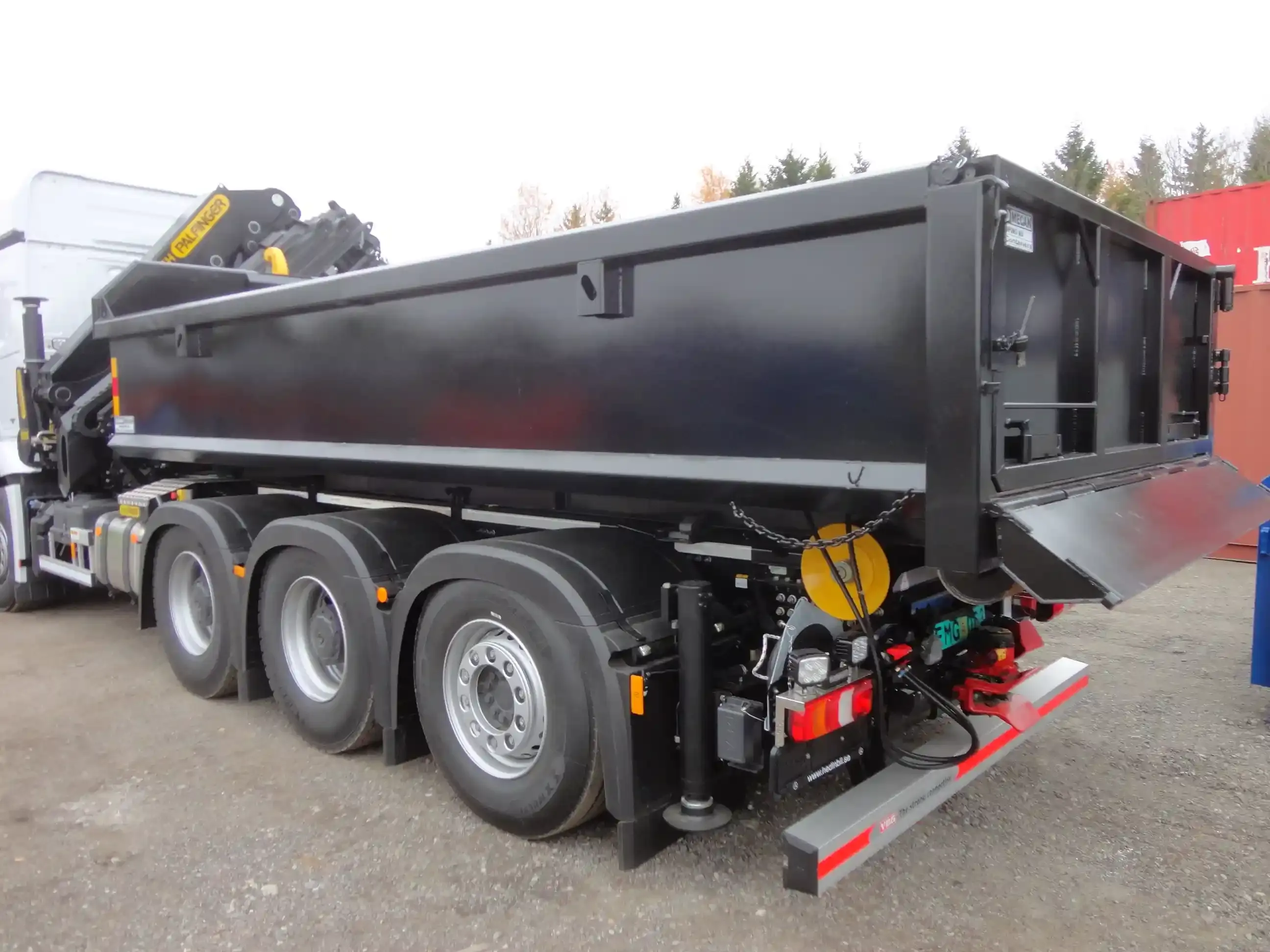 NY Merca med schakt och maskinflak 004